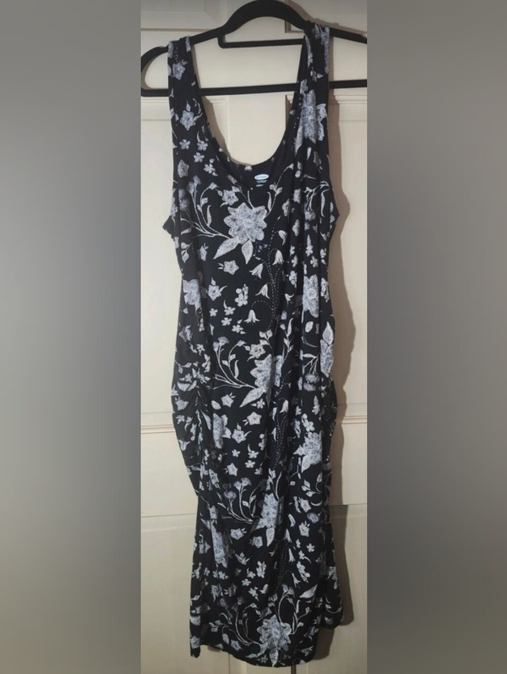 Old Navy Black and White Floral Maxi Maturnity Dress